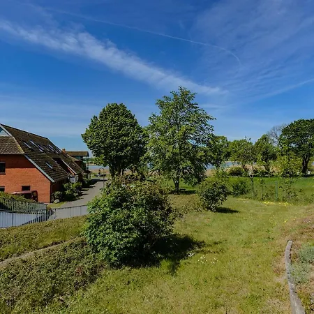 Apartament Haus Am See Neuensien